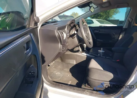 2018 Toyota Corolla Le из США, поврежденный, VIN 5YFBURHE4JP842803